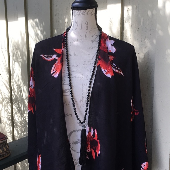 New! Black Floral  K I M O.N O - Picture 5 of 9